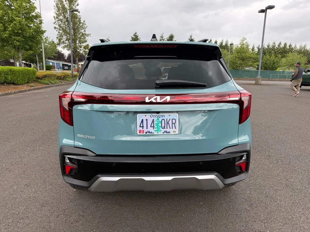 Used 2025 Pluton Blue Kia EX image 6