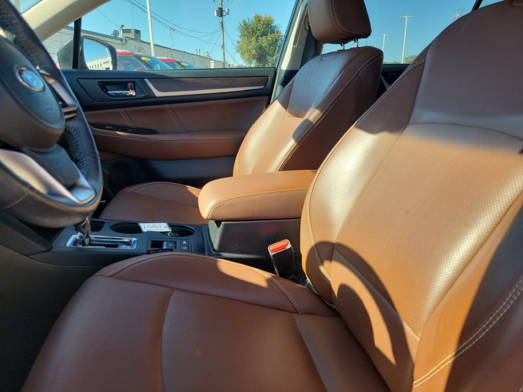 Used 2019 Black Subaru 2.5i Touring image 20
