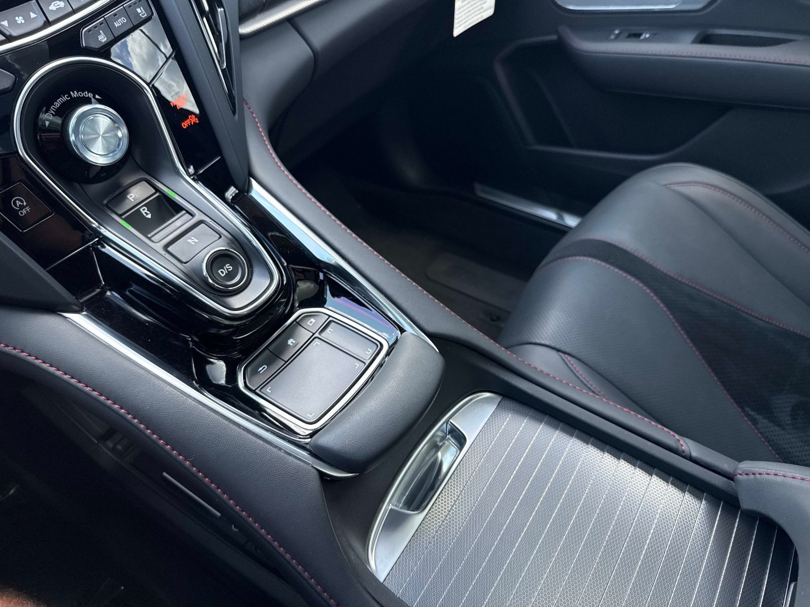 Used 2024 Liquid Carbon Metallic Acura w/A-Spec Package image 27