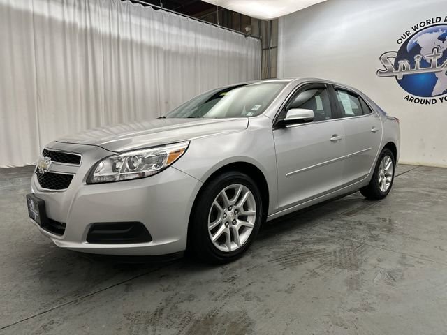 Used 2013 SILVER ICE METALLIC Chevrolet LT image 6