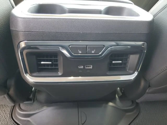 Used 2024 Onyx Black GMC Denali image 25