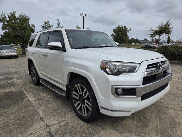 Used 2020 Blizzard Pearl Toyota Limited image 3