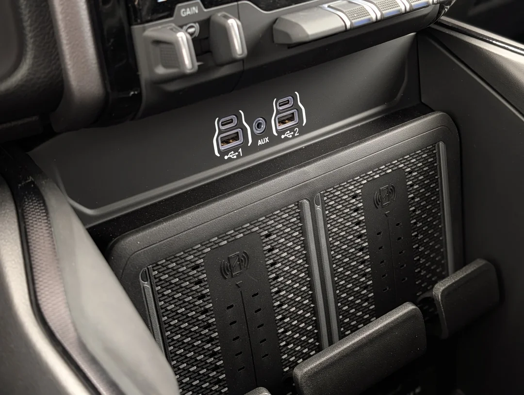 New 2026 Grey RAM Rebel - - 4x4 - 6.4L HEMI V8 - Rebel Level 1 Equip Grp - 5th Wheel/Gooseneck Prep & More! image 21