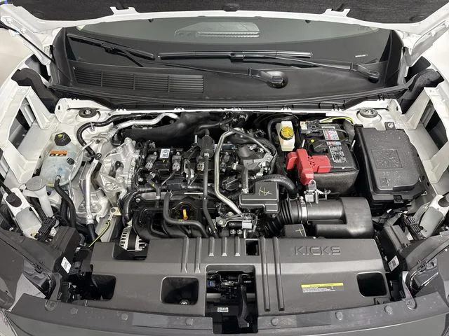 New 2026 Aspen White TriCoat / Super Black Two-tone Nissan SR image 24