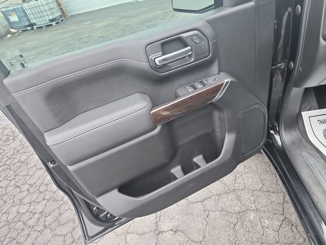 Used 2020 Onyx Black GMC Elevation image 17