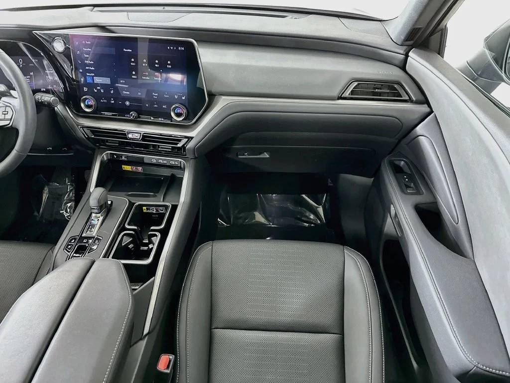 Used 2024 Caviar Lexus 350 Premium image 25