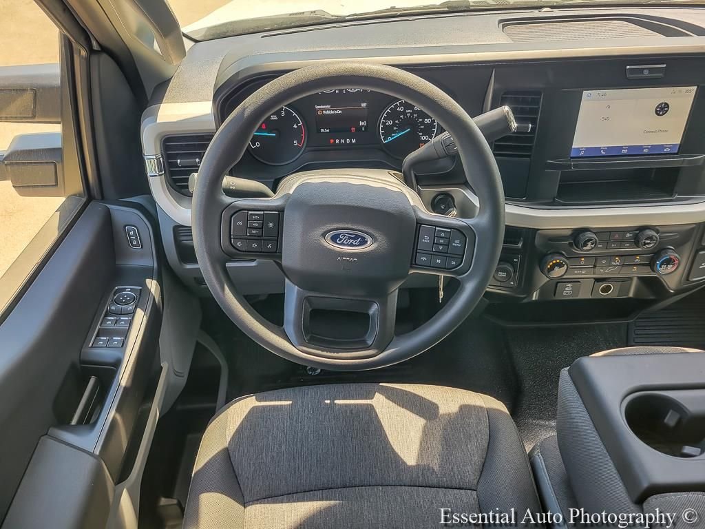 New 2026 Oxford White Ford F-550® XL image 10