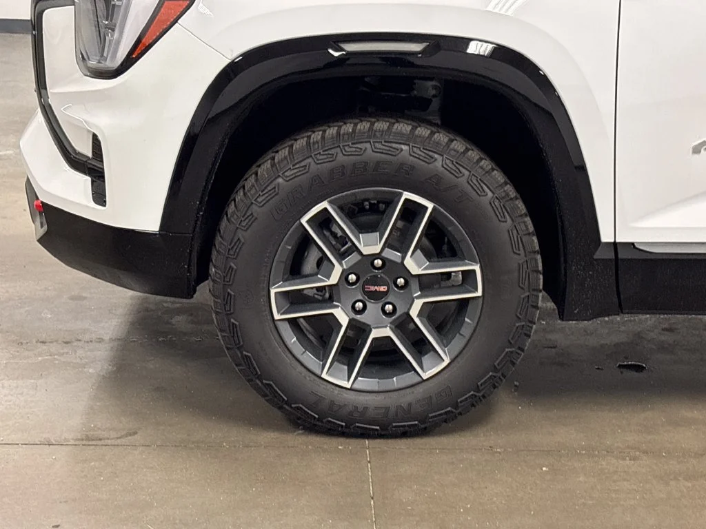 2026 GMC Terrain AT4 - Photo 10