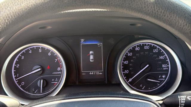Certified Used 2023 Ice Toyota LE image 22