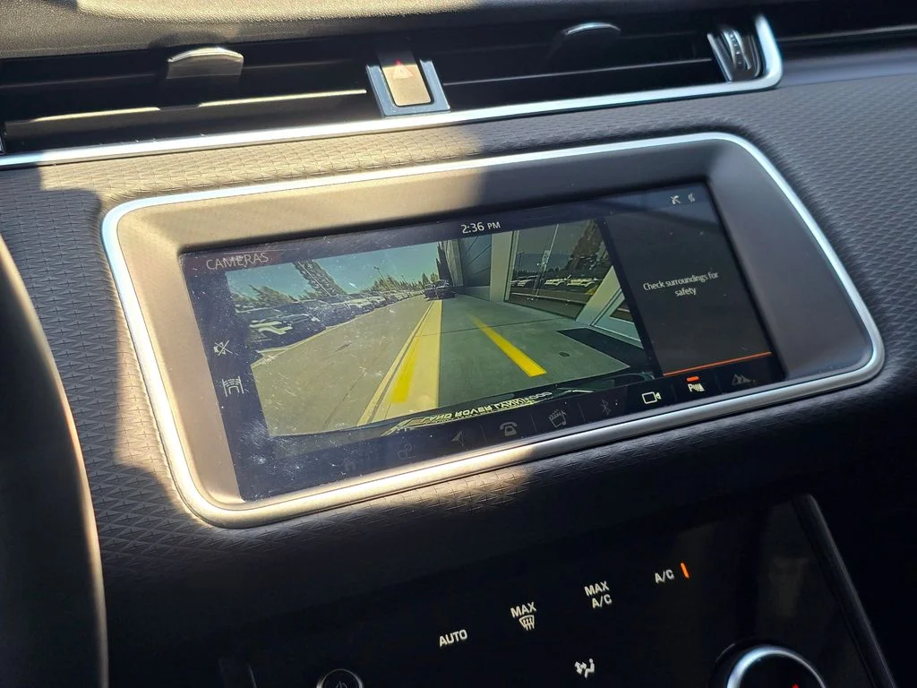 Used 2020 Black Land Rover S image 26