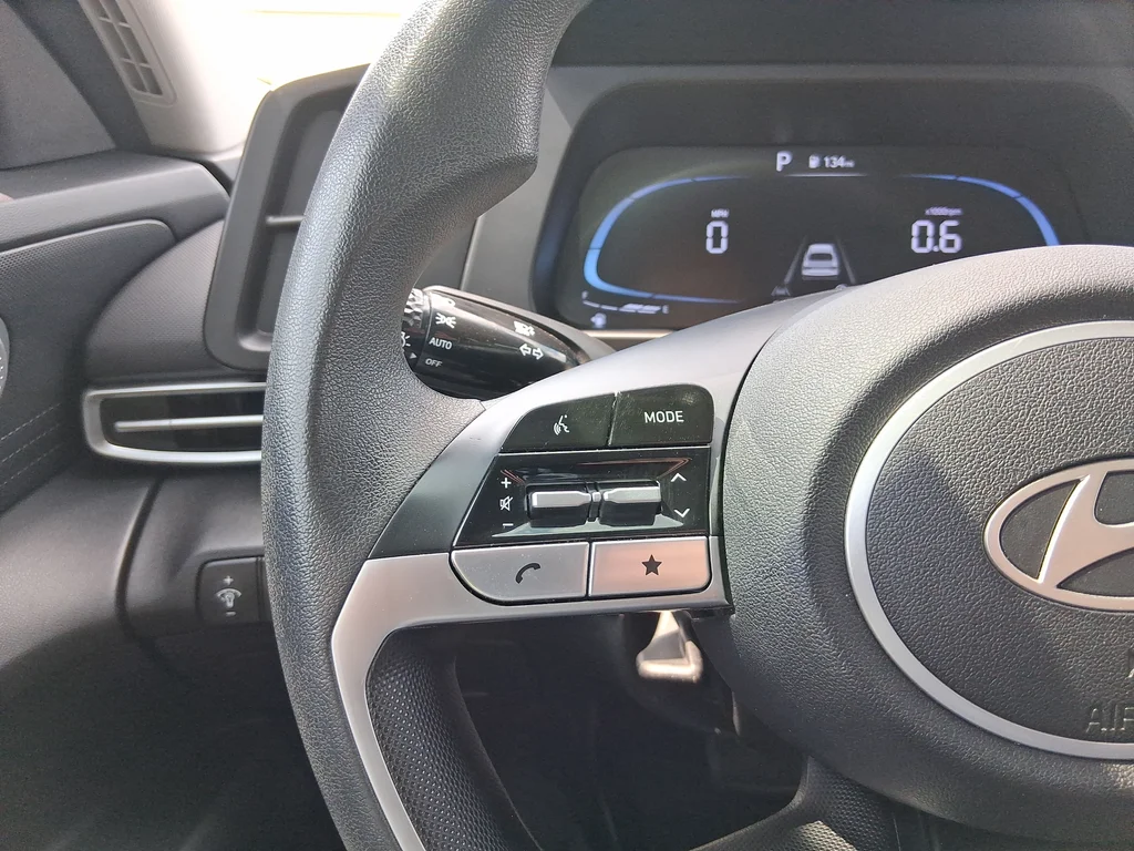 Used 2024 Silver Hyundai SE image 16