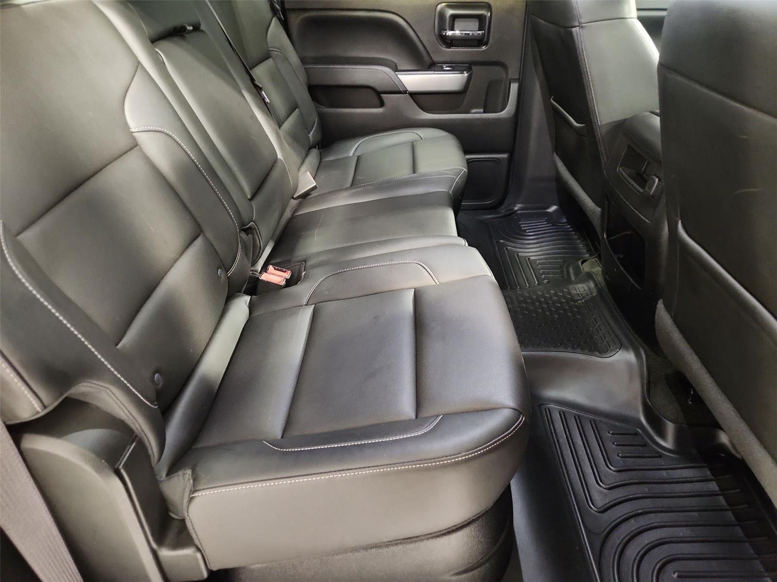 Used 2016 DEEP OCEAN BLUE METALLIC Chevrolet LTZ image 25