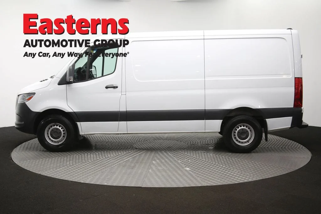 Used 2019 White Freightliner Base image 55