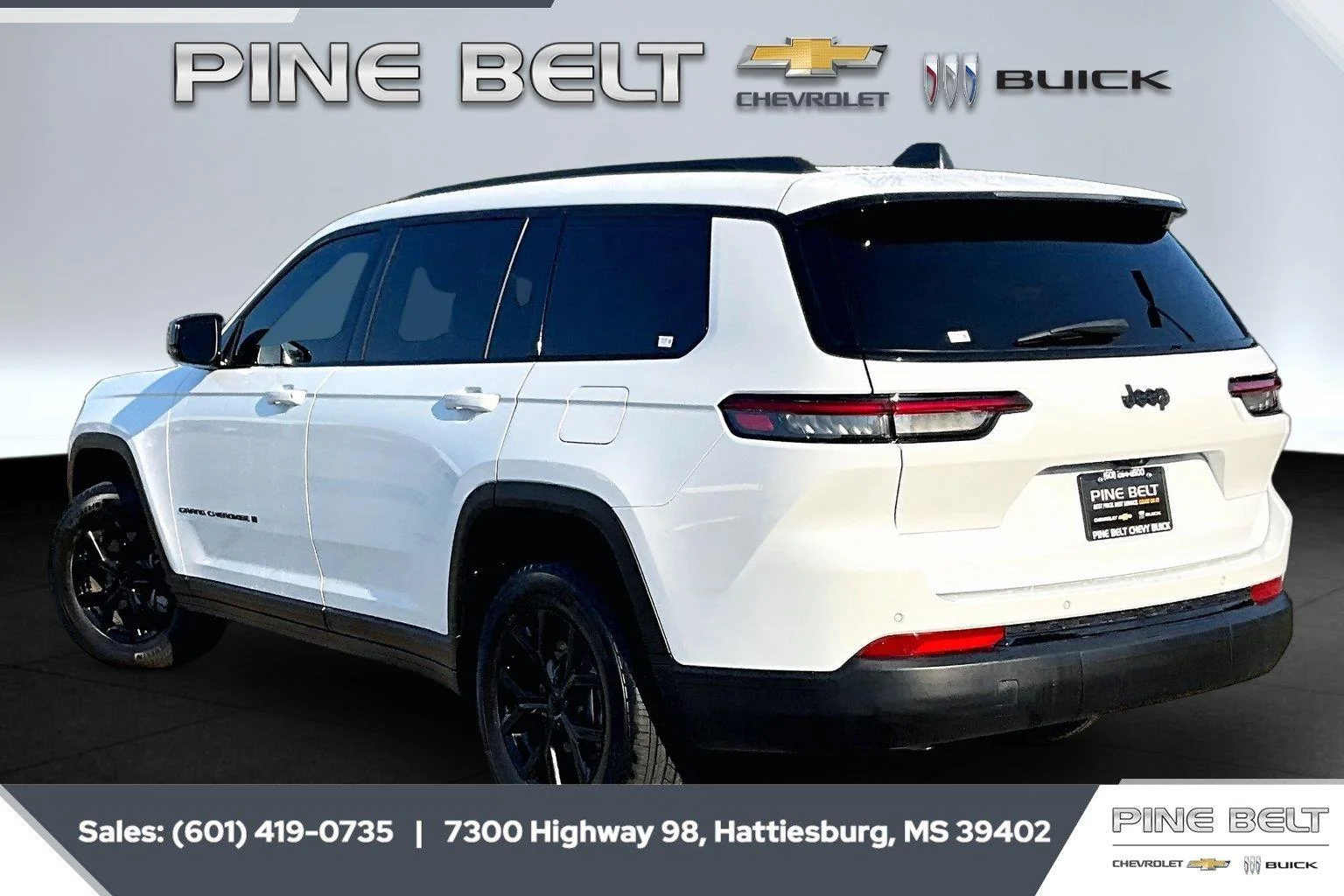 Used 2025 Bright White Clearcoat Jeep Altitude X image 2