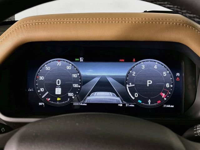 New 2026 White Land Rover X-Dynamic SE image 13