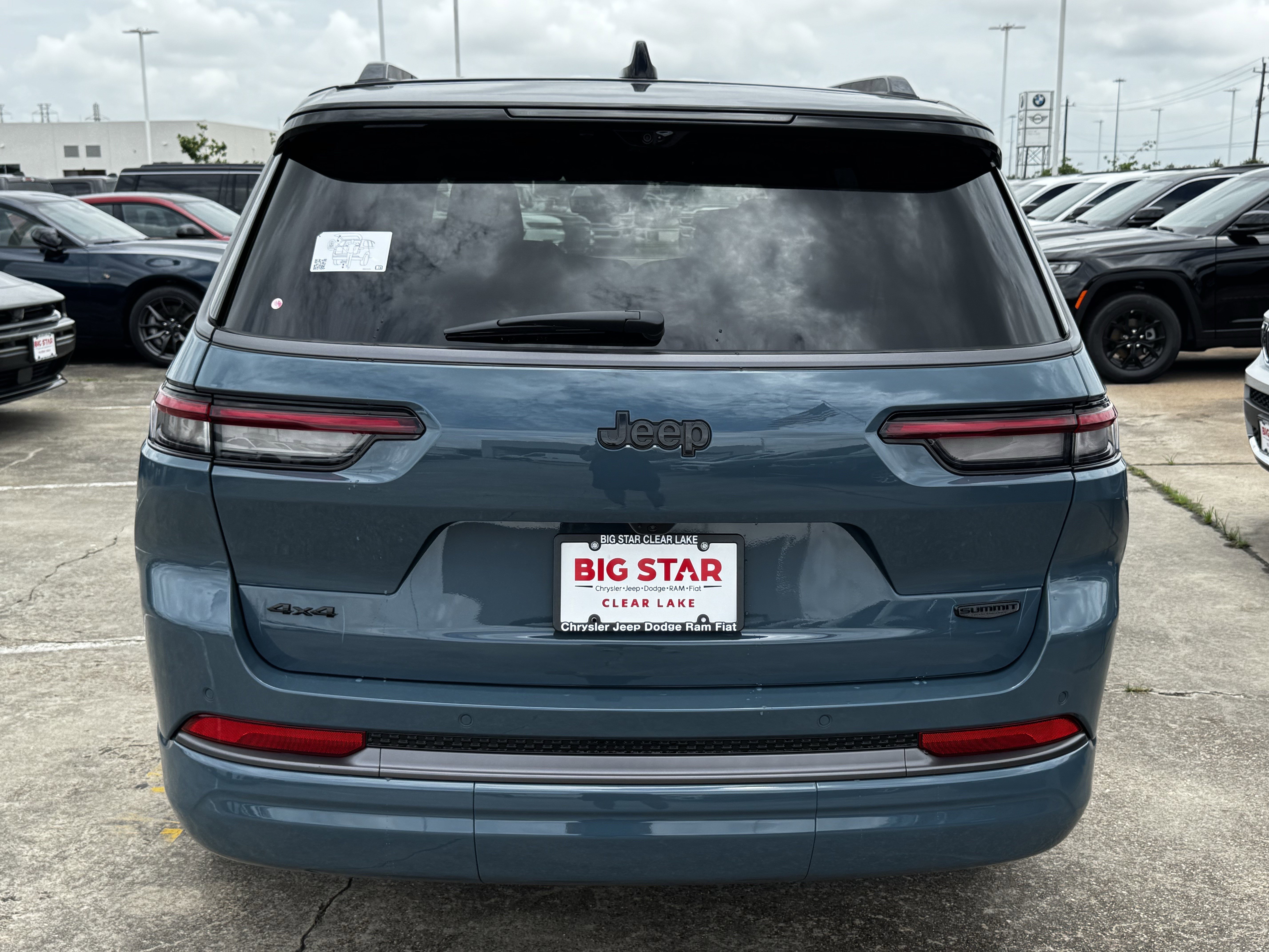 New 2026 Steel Blue Exterior Paint Jeep Summit image 8
