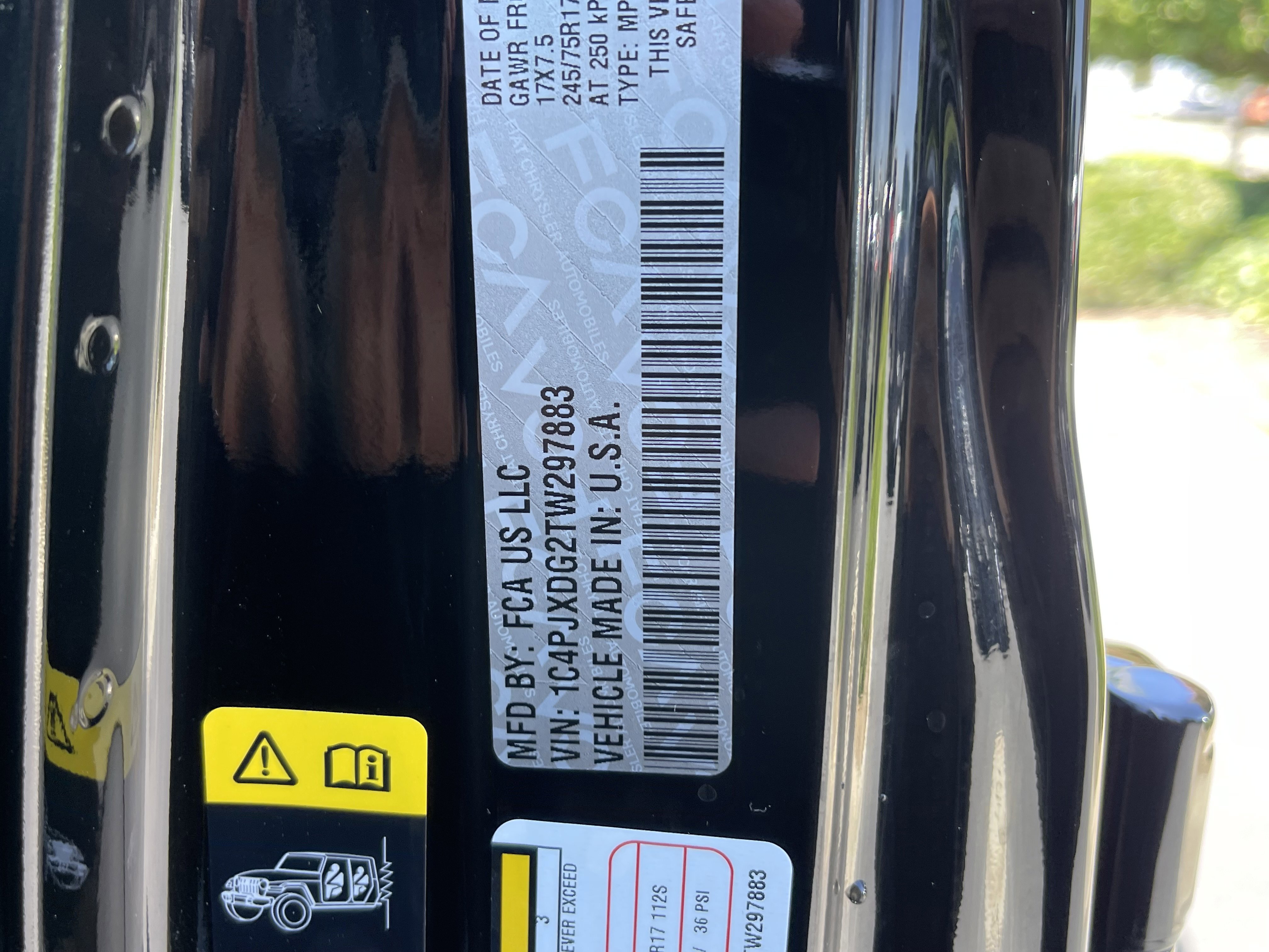 New 2026 Black Clear-Coat Exterior Paint Jeep Sport S image 41