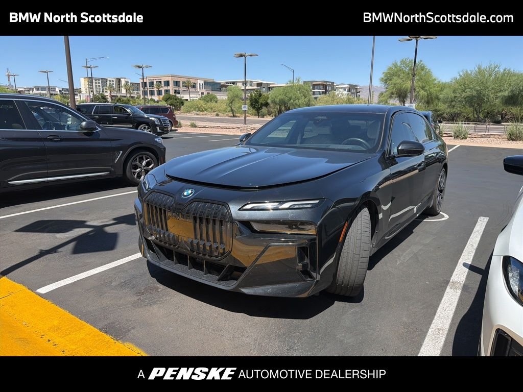 2023 BMW i7 xDrive60's photo