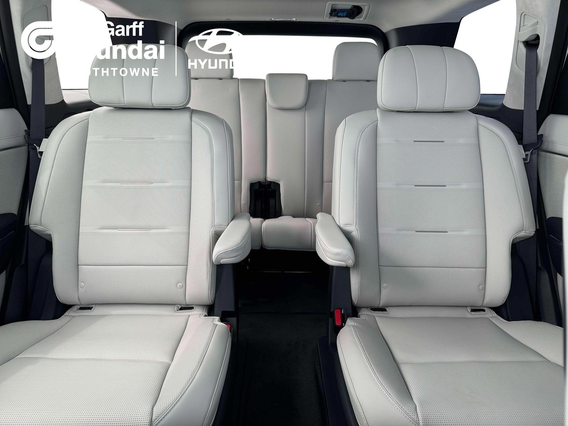 New 2026 Abyss Black Pearl Hyundai Calligraphy image 29