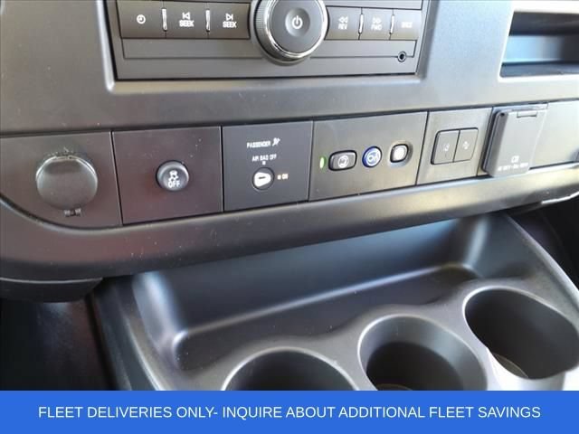 2025 Chevrolet Express Cargo Work Van - Photo 17