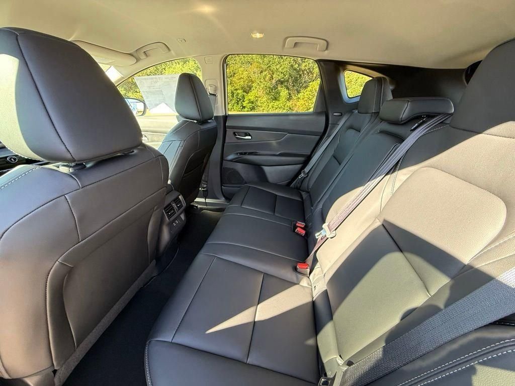 2026 Nissan Murano SV - Photo 16