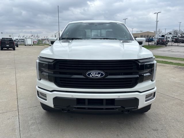 New 2026 Star White Metallic Tri-Coat Ford Platinum® image 4