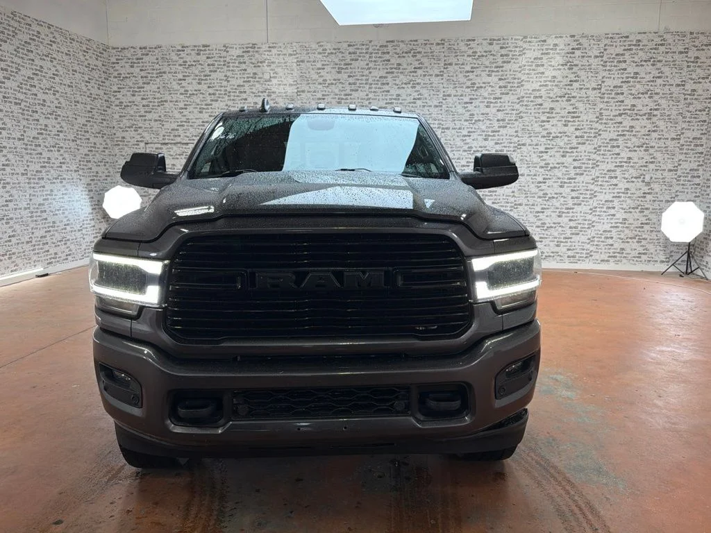 Used 2021 Granite Crystal Metallic Clearcoat Ram Laramie image 2
