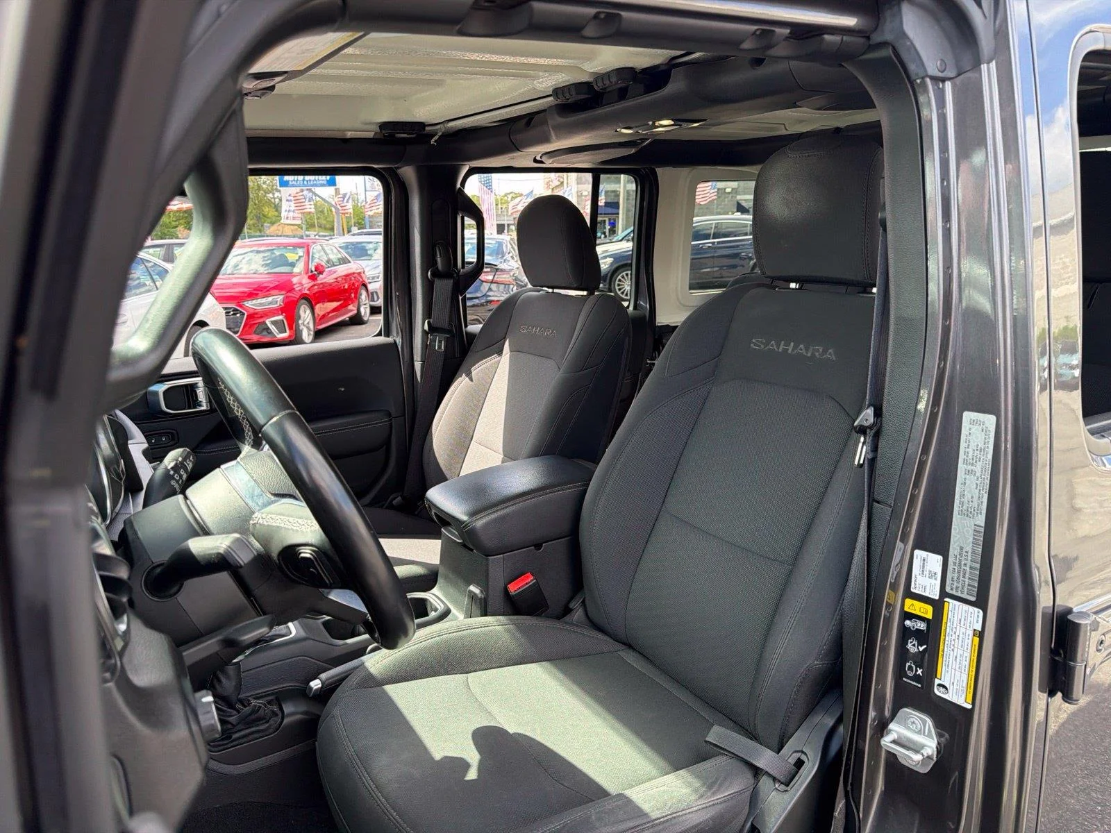 2022 Jeep Wrangler Unlimited Sahara - Photo 24