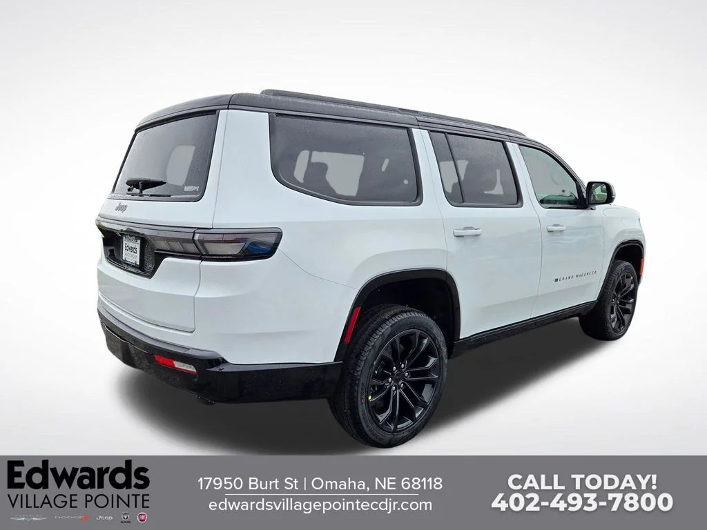 New 2026 Bright White Clear-Coat Exterior Paint Jeep Summit Reserve image 3