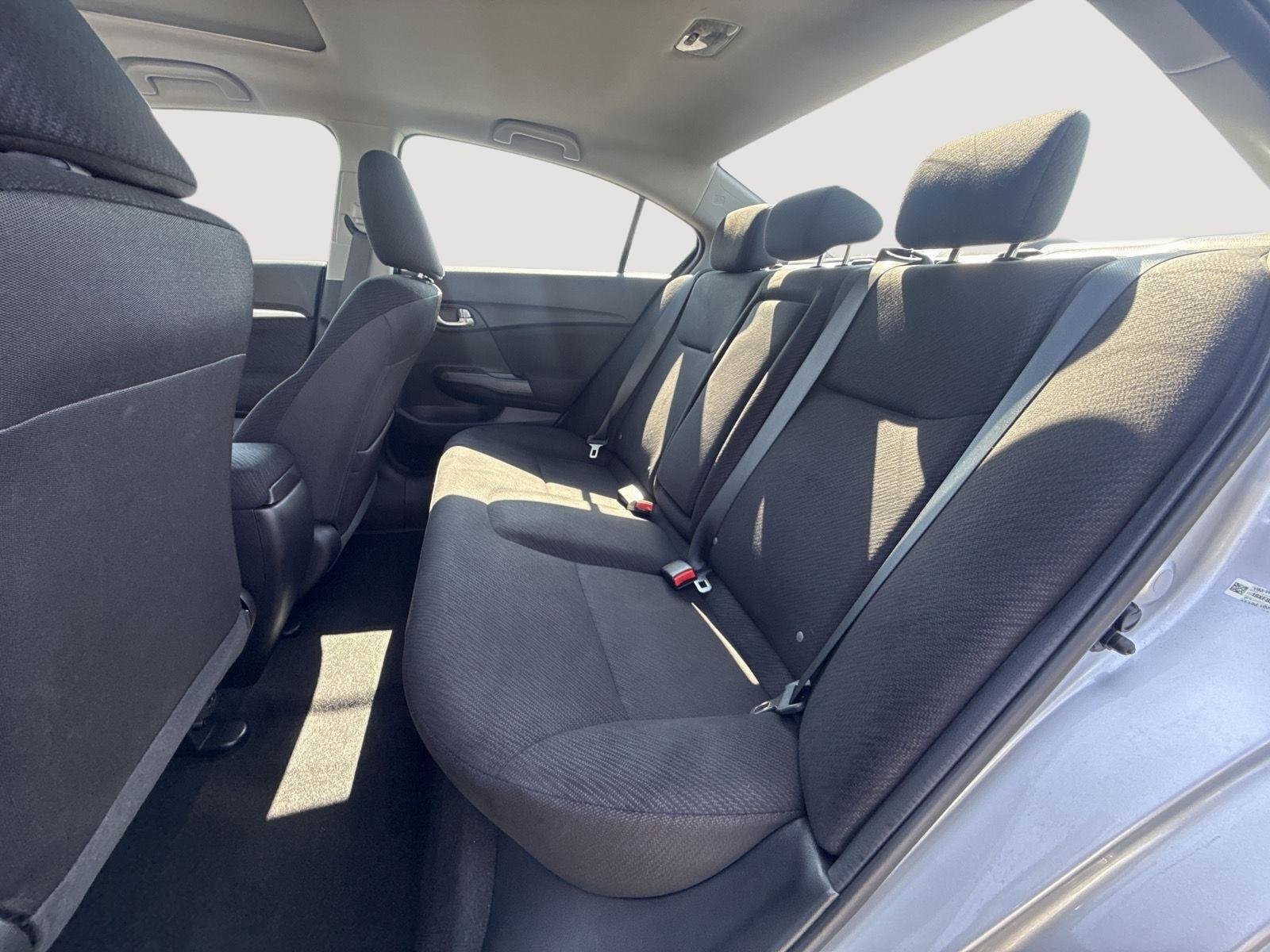 Used 2013 Alabaster Silver Metallic Honda EX image 21