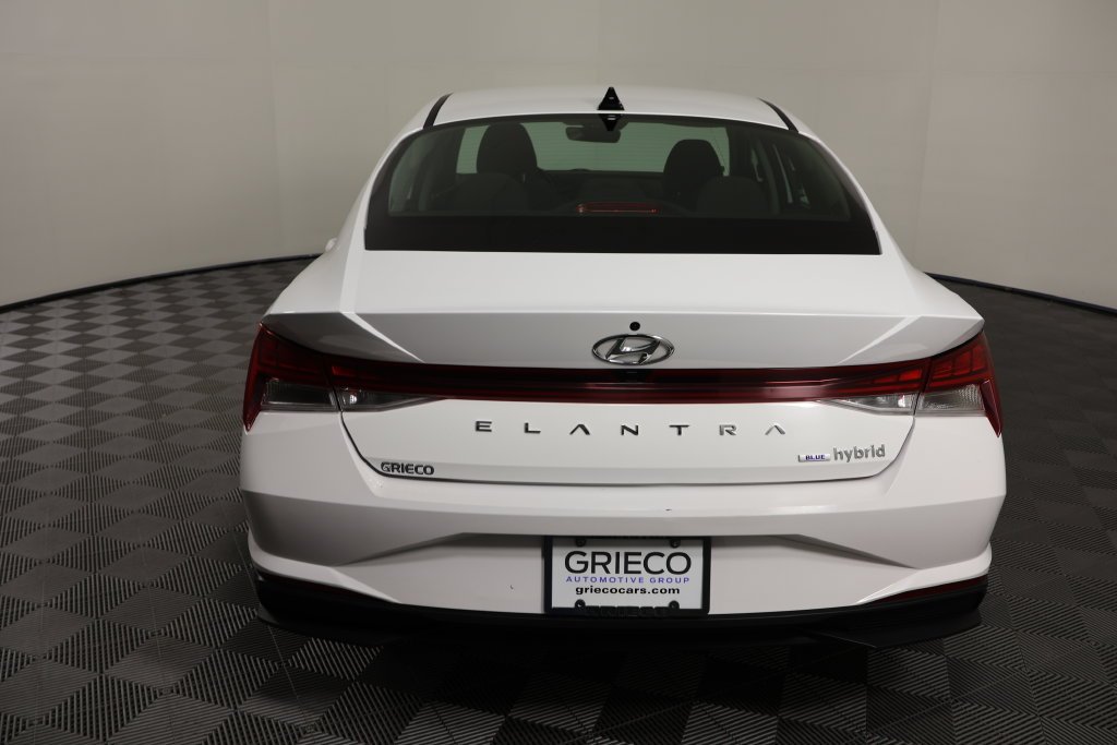 Used 2023 White Hyundai Blue image 7