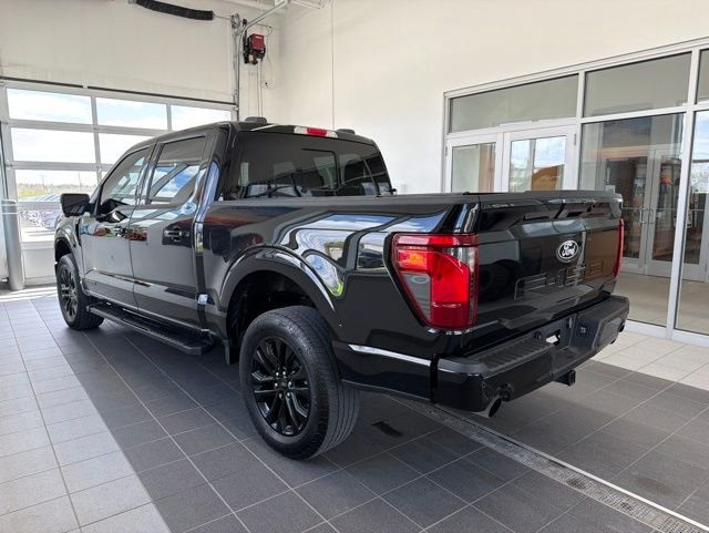 Used 2024 Black Ford XLT image 5