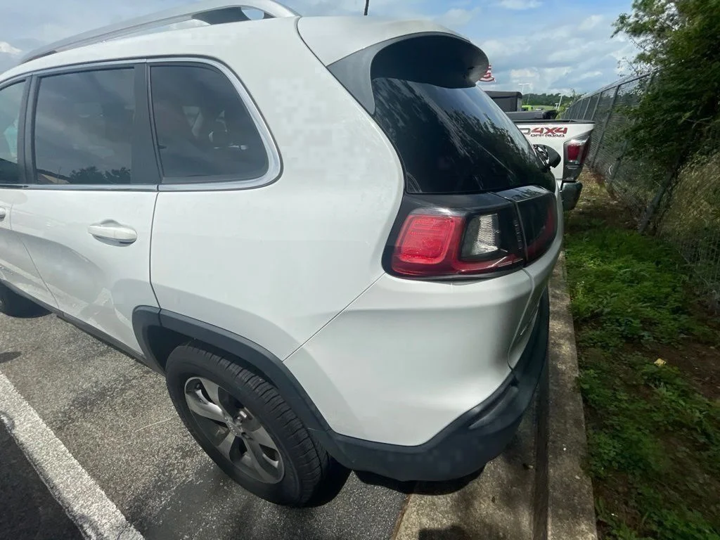 Used 2019 White Jeep Limited image 14