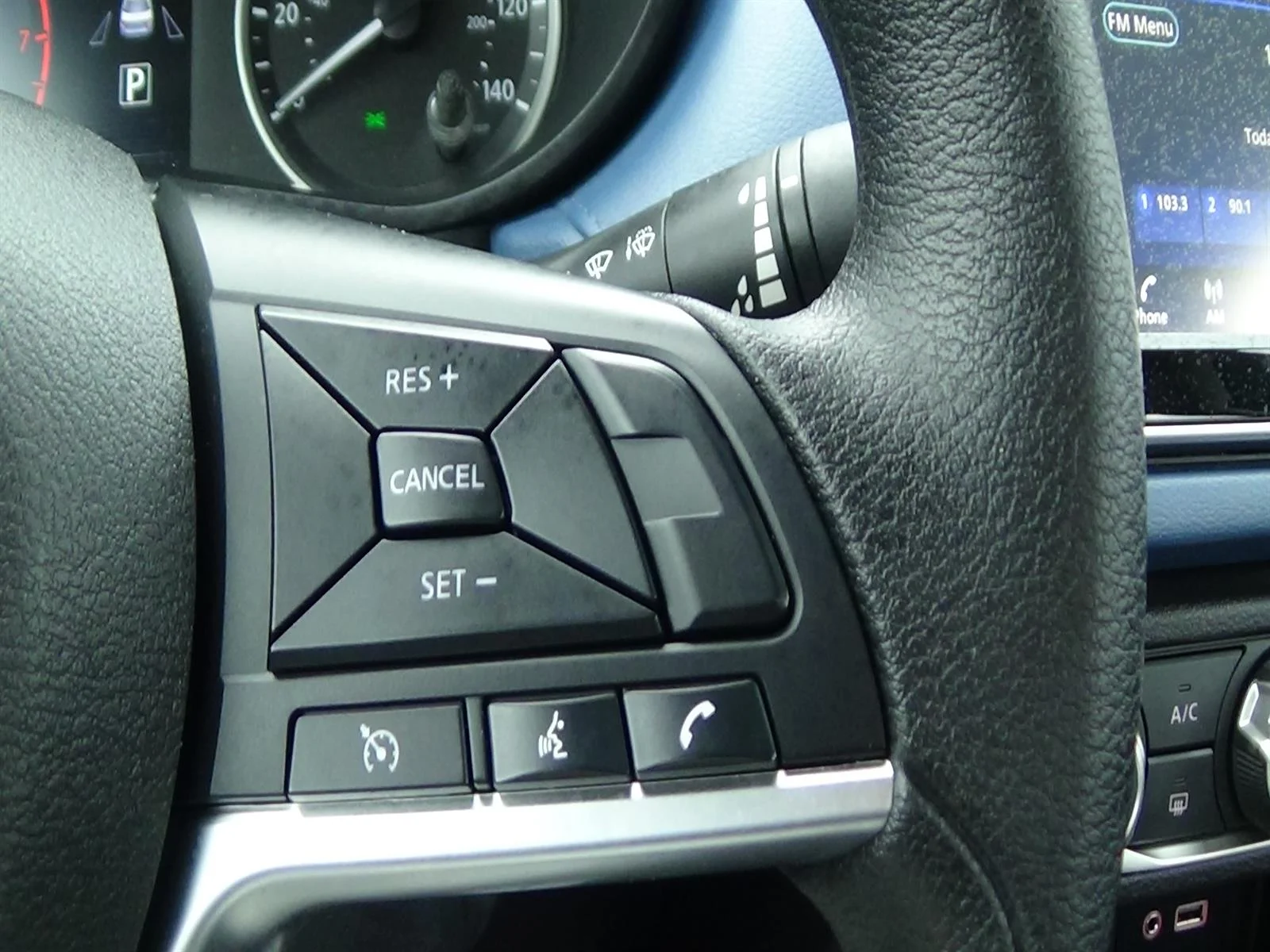 Used 2025 Super Black (kh3) Nissan SV image 20