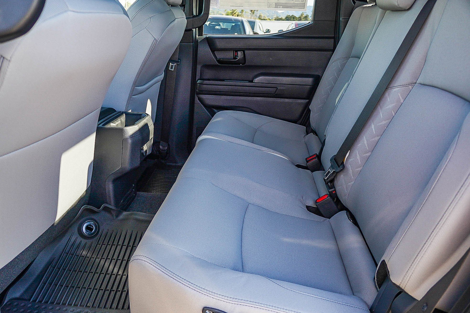 2026 Toyota Tacoma SR5 - Photo 23