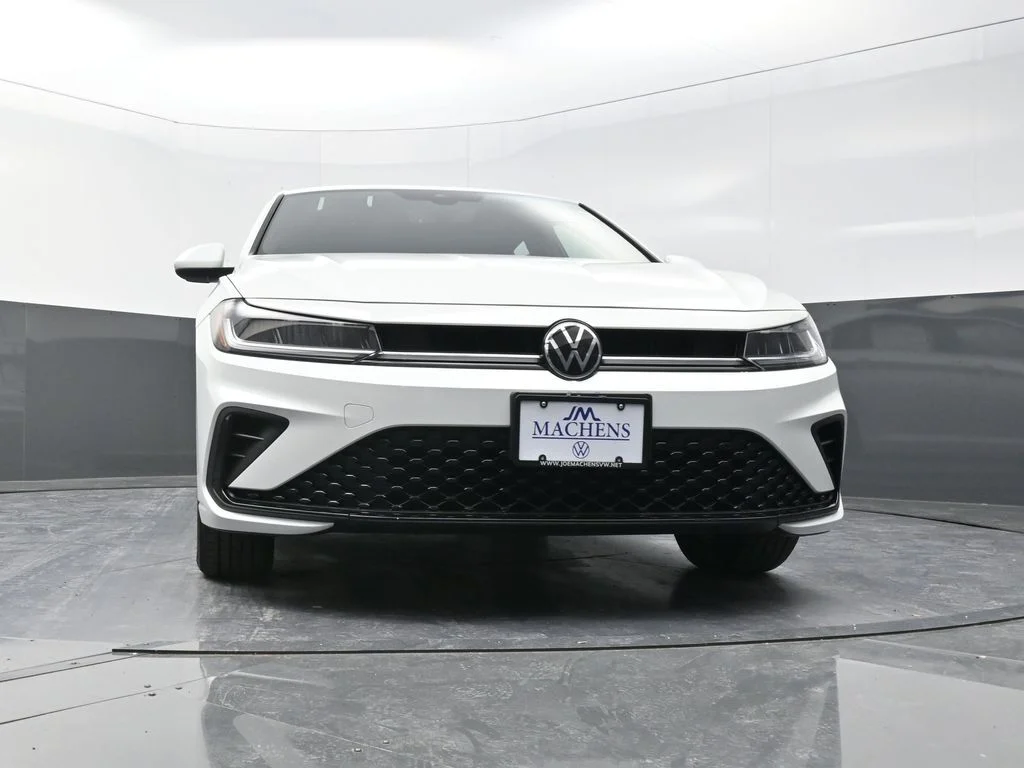 New 2026  Volkswagen 1.5T Sport image 21