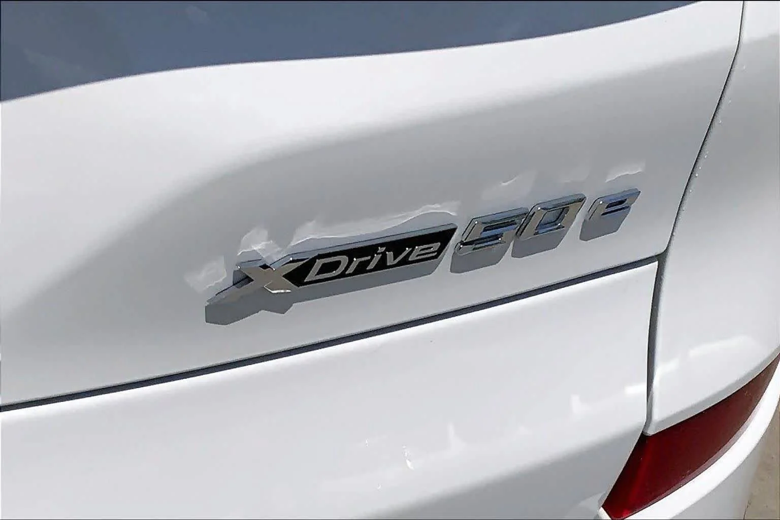 New 2026 Alpine White BMW xDrive50e image 15
