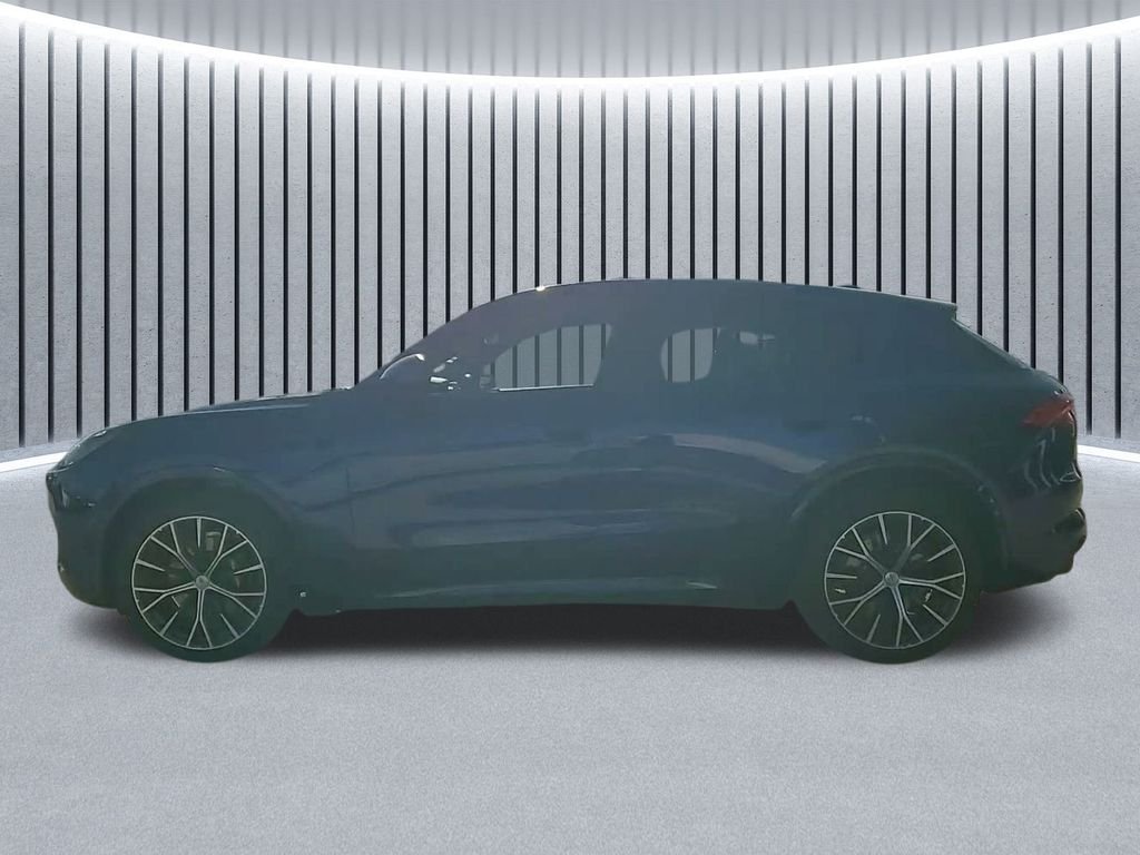 2026 Maserati Grecale Modena V6 - Photo 17