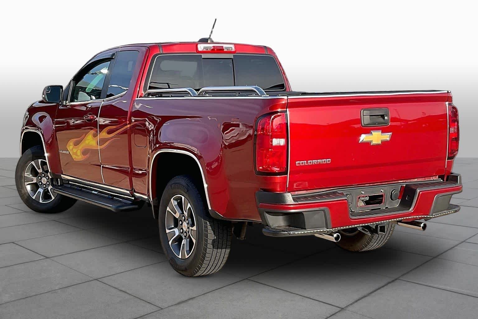 Used 2016 Red Rock Metallic Chevrolet 4WD Z71 image 11