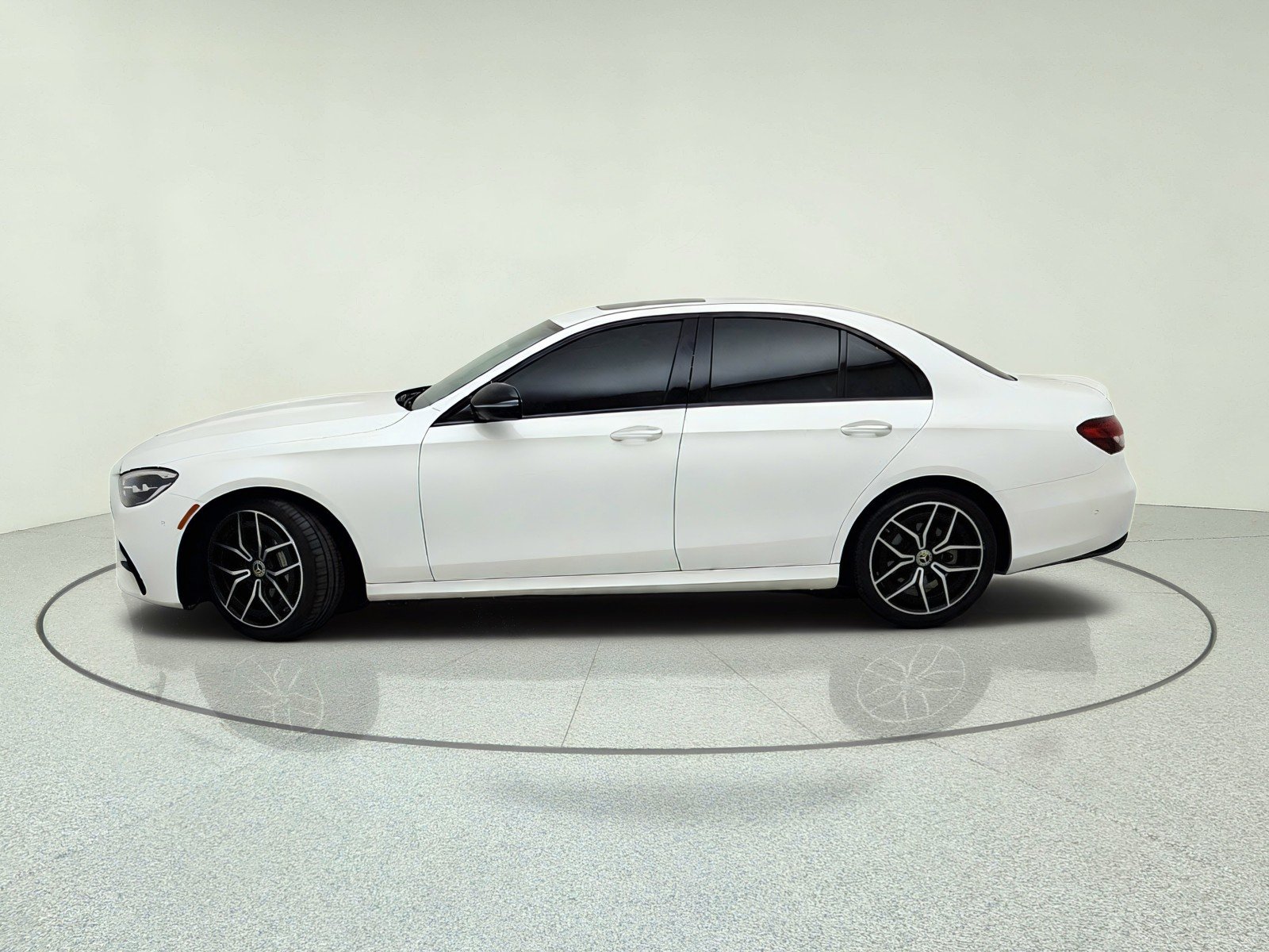 Certified Used 2022 Polar White Mercedes-Benz E 350 image 14