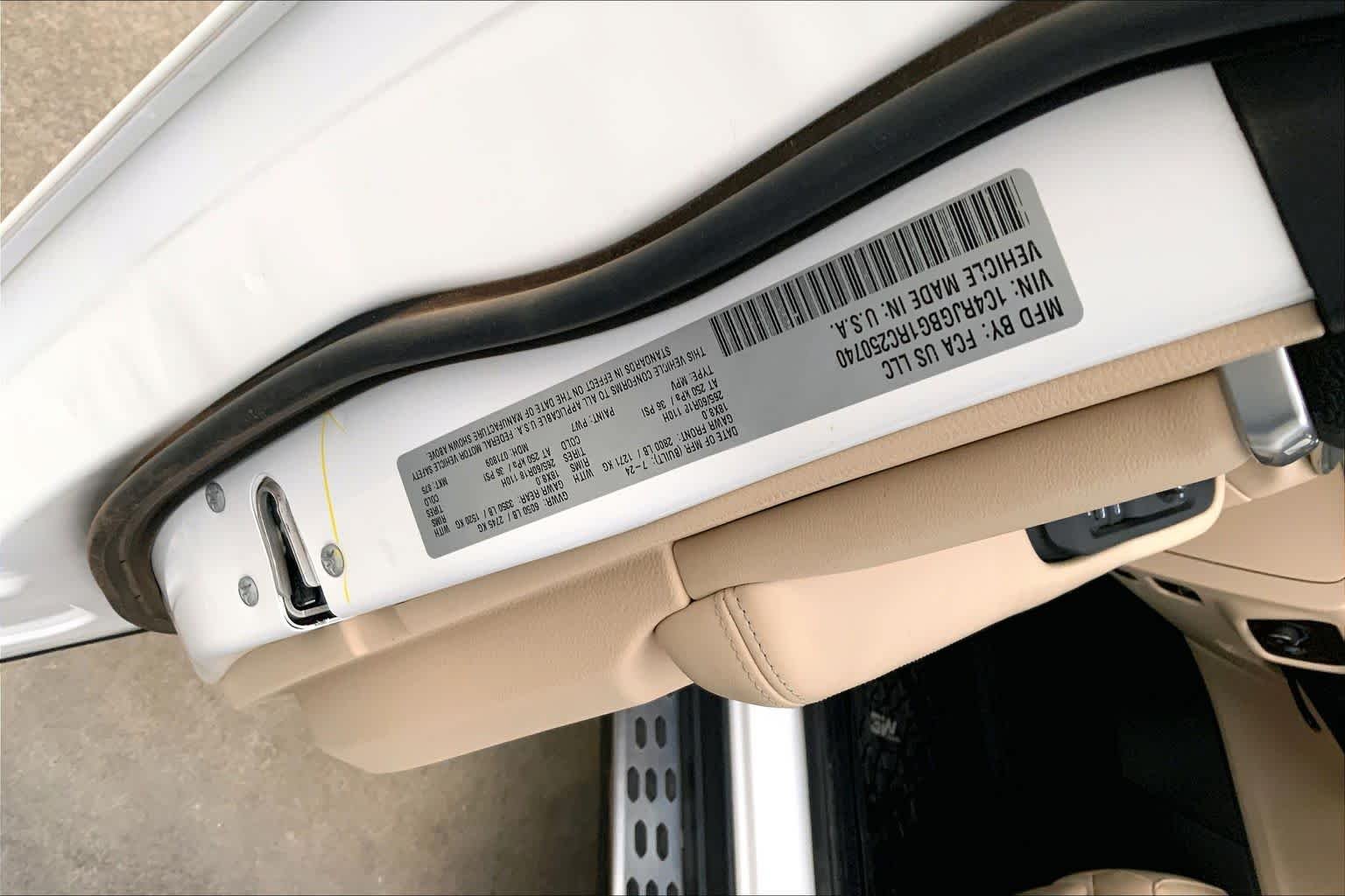 Used 2024 Bright White Clearcoat Jeep Limited image 34