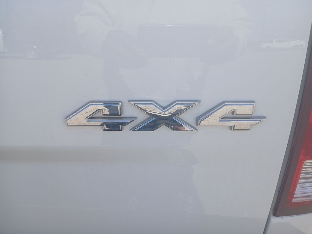 Used 2023 White Ram SLT image 11