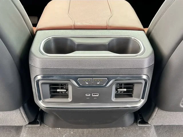 New 2026 Glacier White Tricoat GMC Denali Ultimate image 18