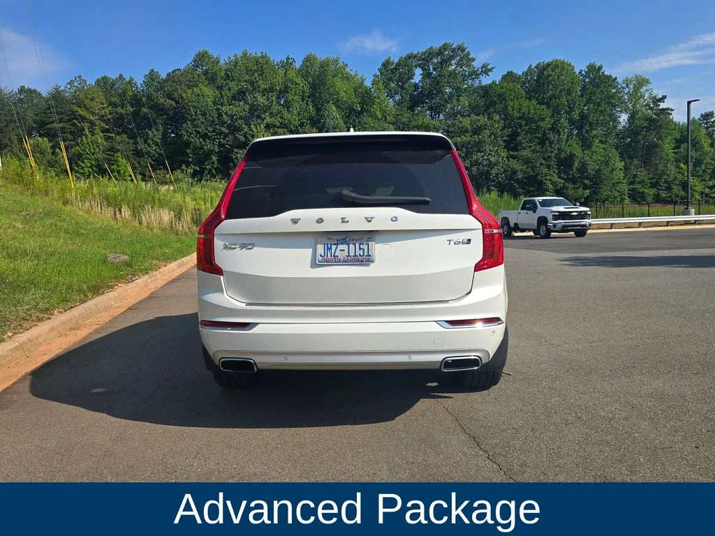Used 2019 White Volvo T6 Inscription image 3