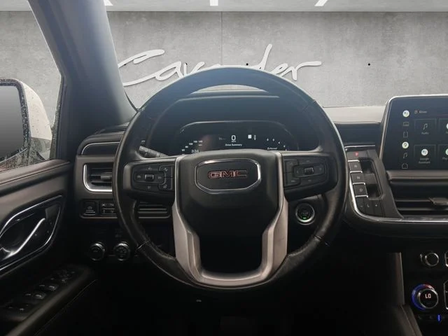 Used 2022 White GMC SLT image 22