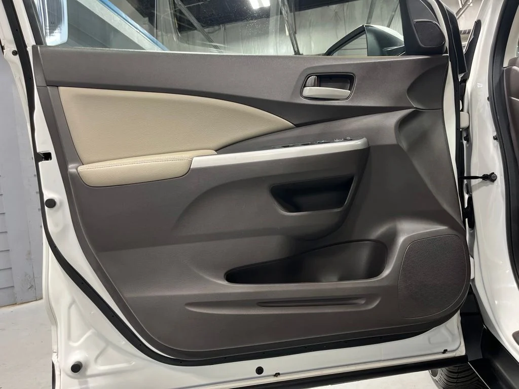 Used 2014 White Diamond Pearl Honda EX-L image 10