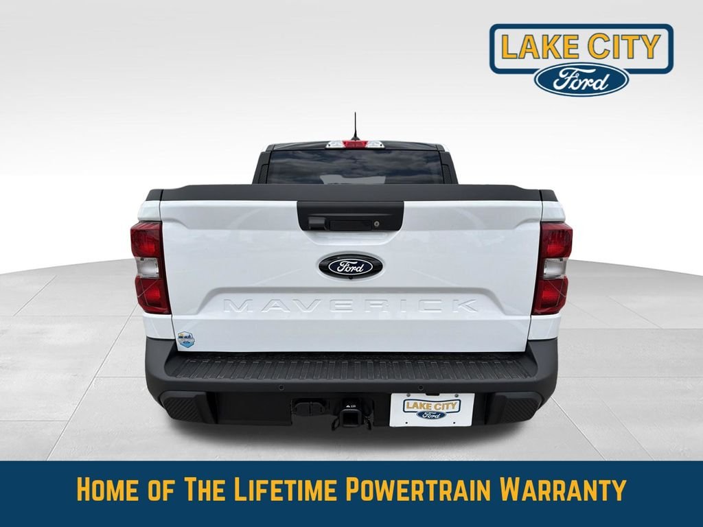 New 2026 Oxford White Ford Lariat® image 4