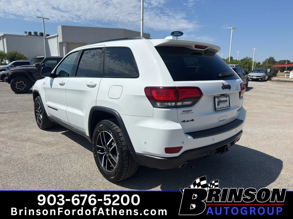 Used 2021 Bright White Clearcoat Jeep Trailhawk image 7