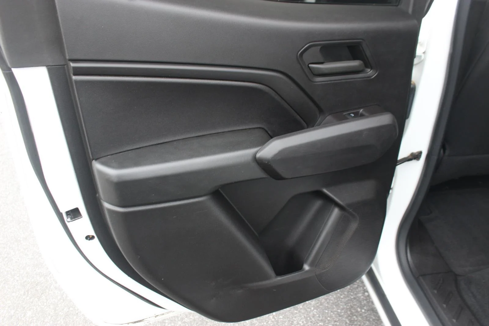 Used 2023 Summit White Chevrolet Trail Boss image 12