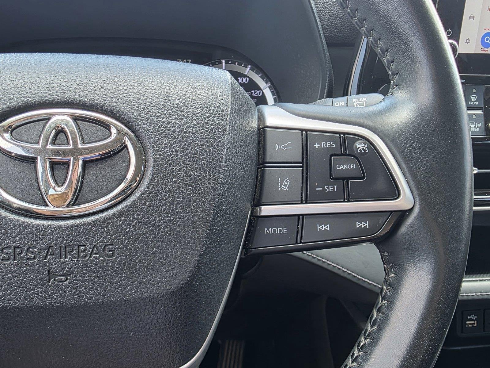 Used 2023 Midnight Black Metallic Toyota LE image 14